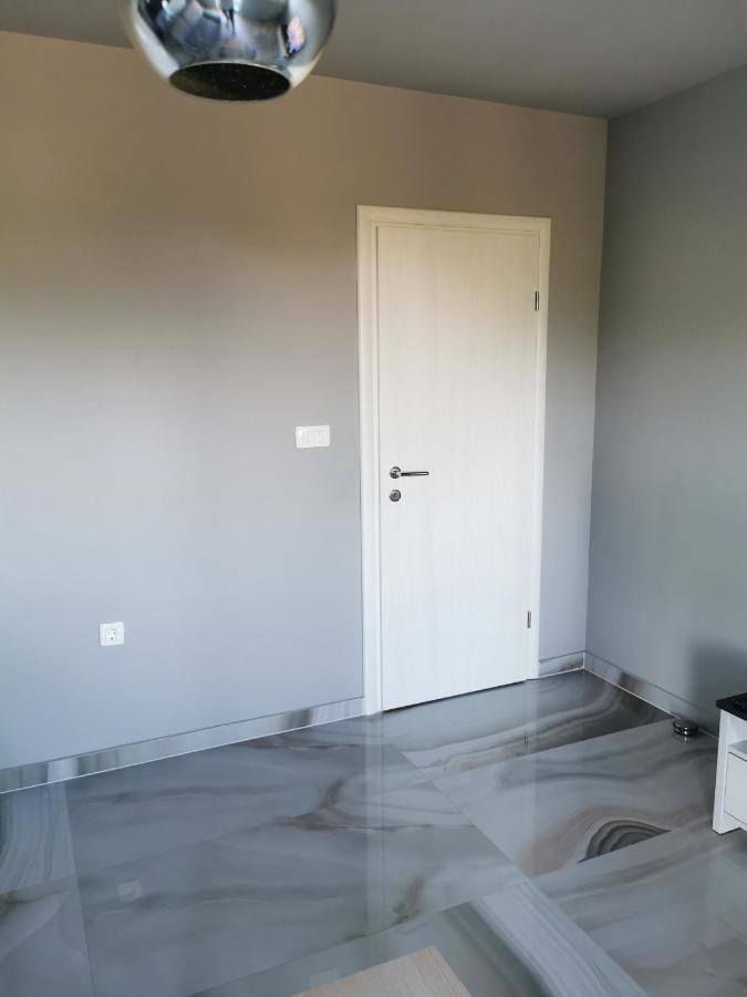 Apartment Luki Povile Bagian luar foto