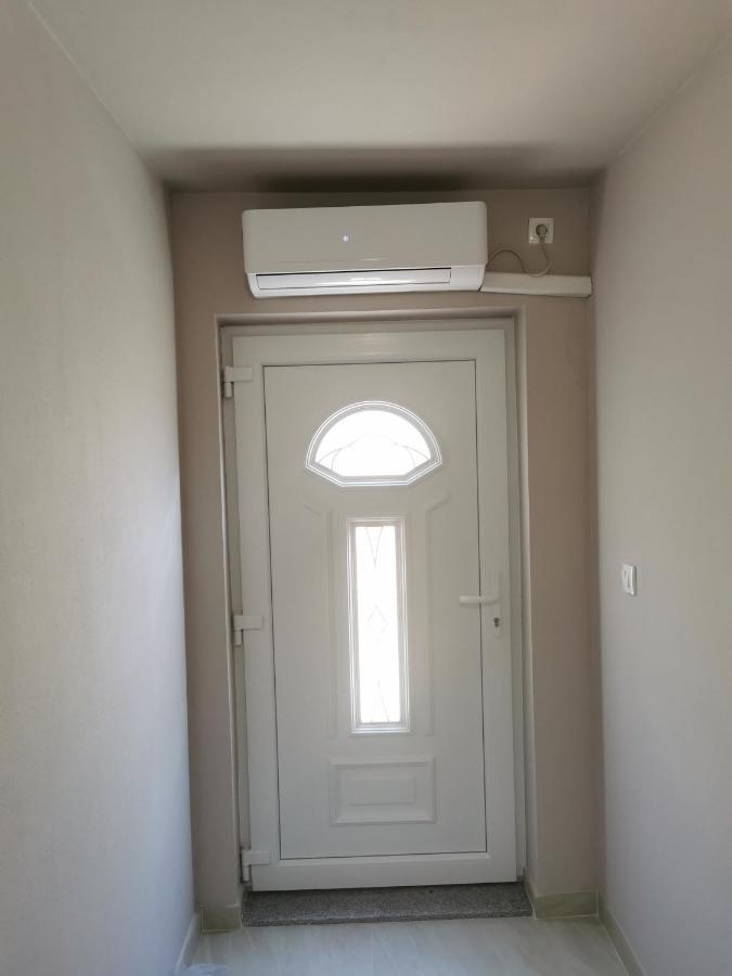 Apartment Luki Povile Bagian luar foto